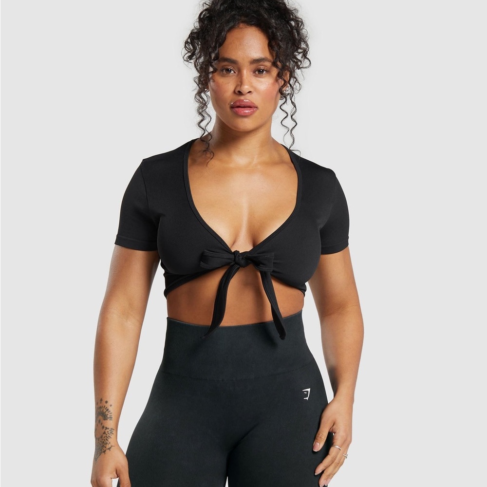 Gymshark Black Tie-Front Crop Top